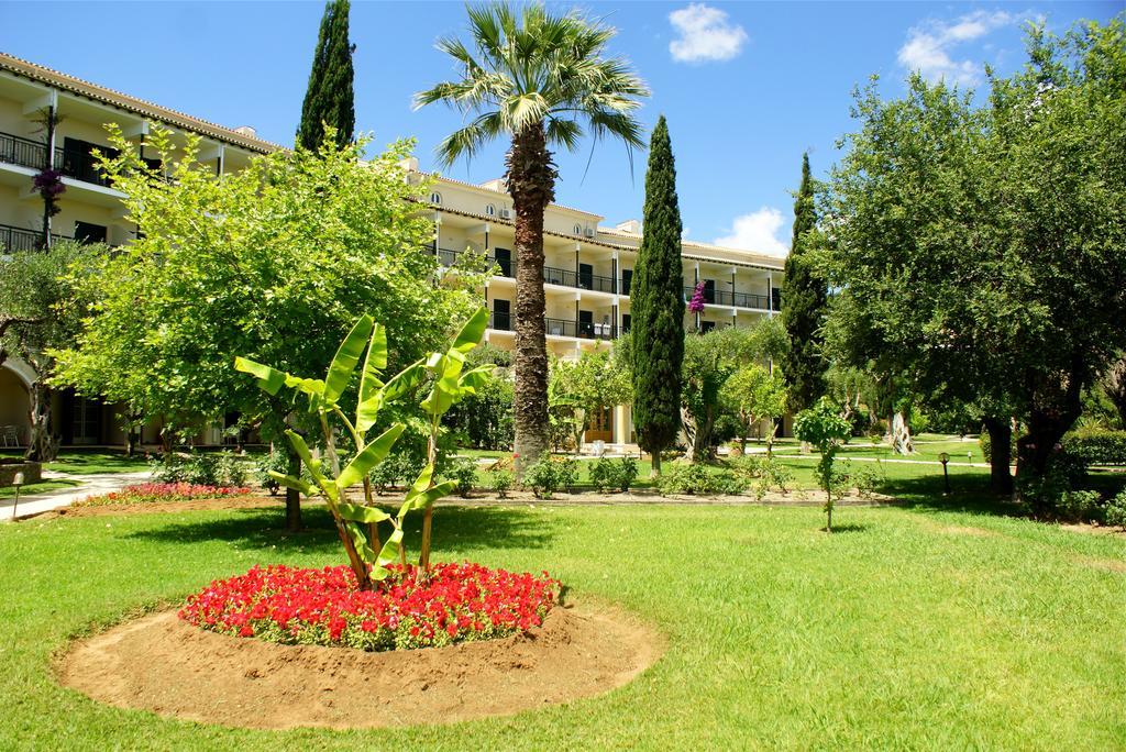 Delfinia Hotel Мораитика Экстерьер фото